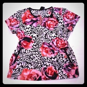 eckored brand women’s scrub top small